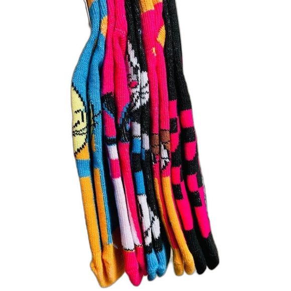 Space Jam women’s socks ~no show socks~ size shoe 4-10 (5 pairs) NWT - Picture 3 of 5